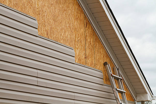 Professional Siding Replacement technician working in Russellton, PA